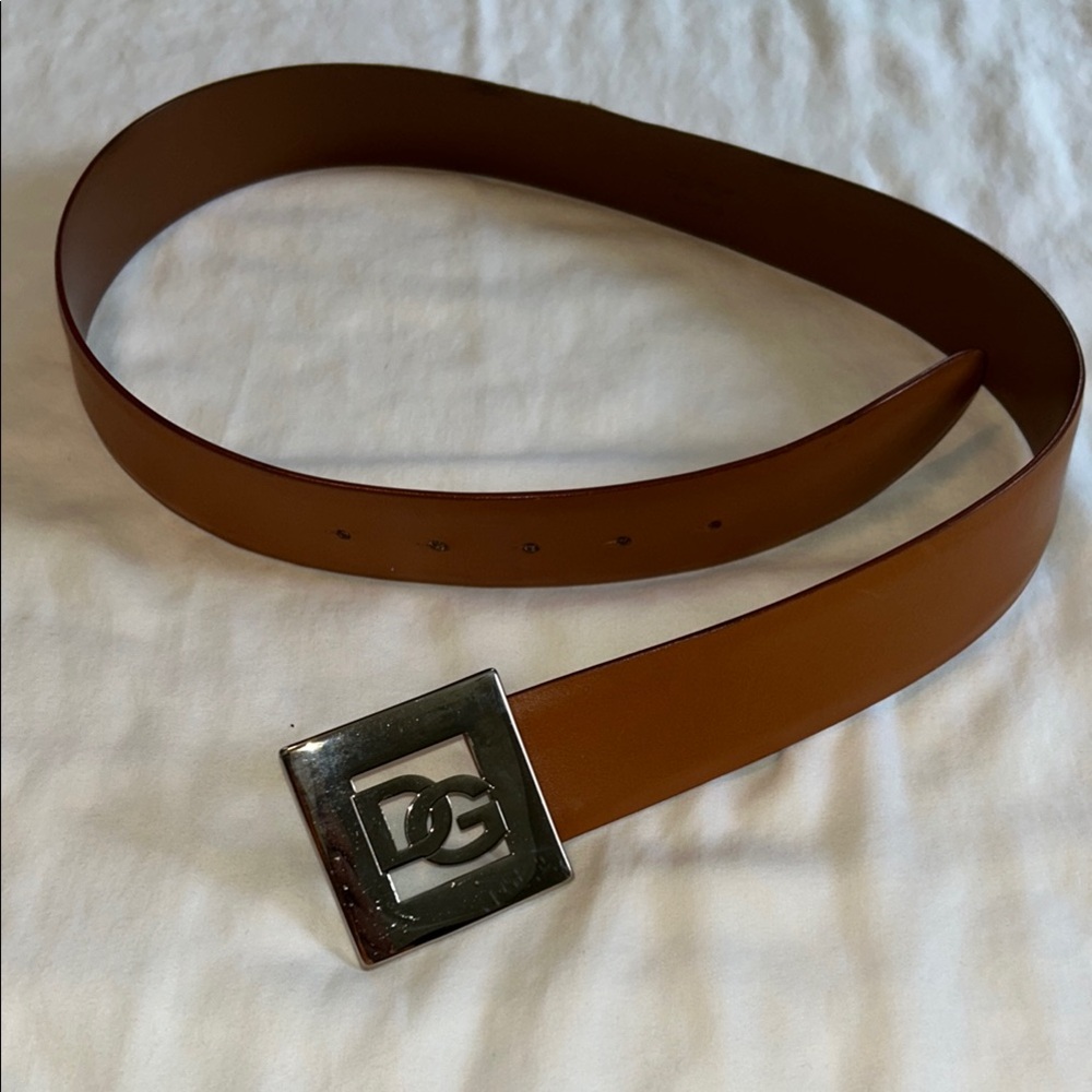 Men’s DOLCE & GABBANA cognac/Brown Leather Belt with Silver DG logo Buckle